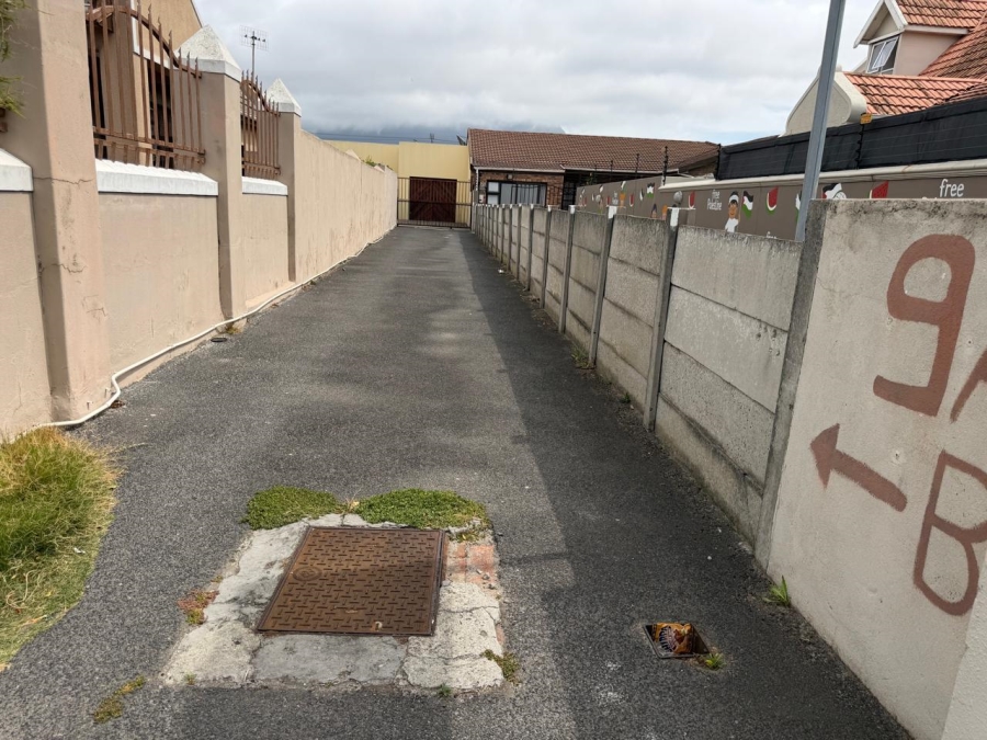 2 Bedroom Property for Sale in Hazendal Western Cape